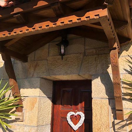 El Valle De Lis Praves エクステリア 写真
